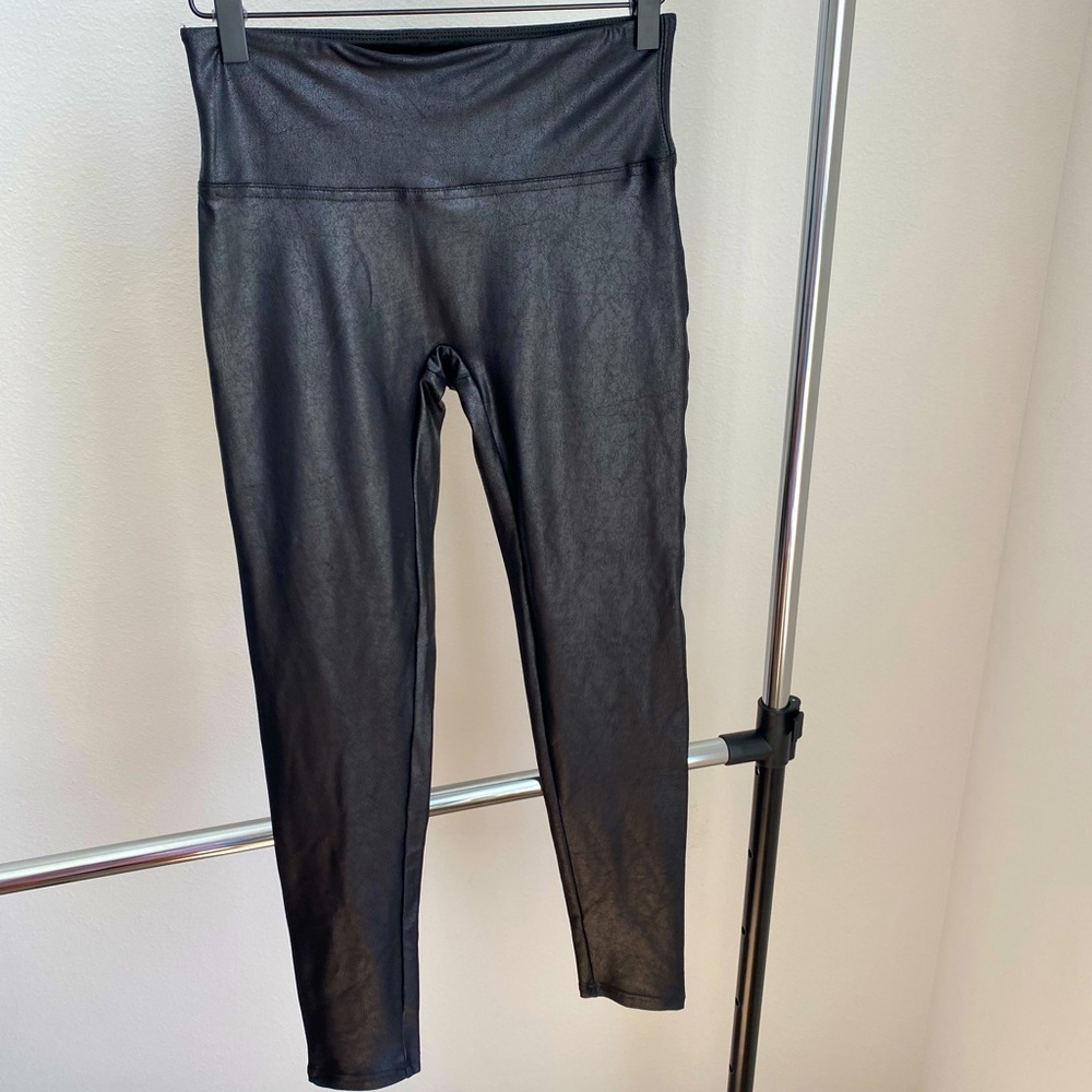 Faux leather leggings